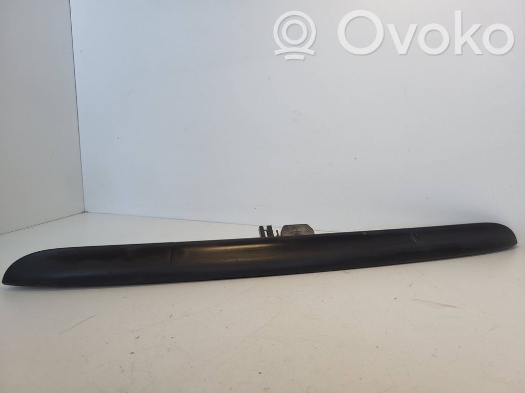 BMW 3 E46 Trunk door license plate light bar 