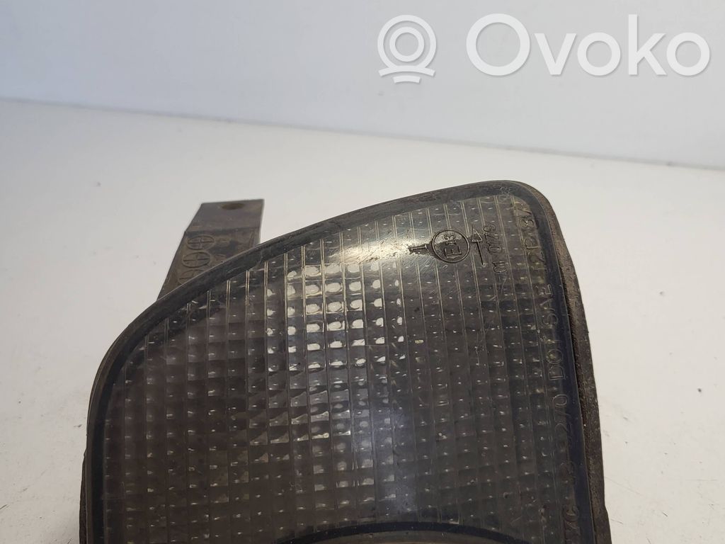 BMW 5 E34 Front indicator light 