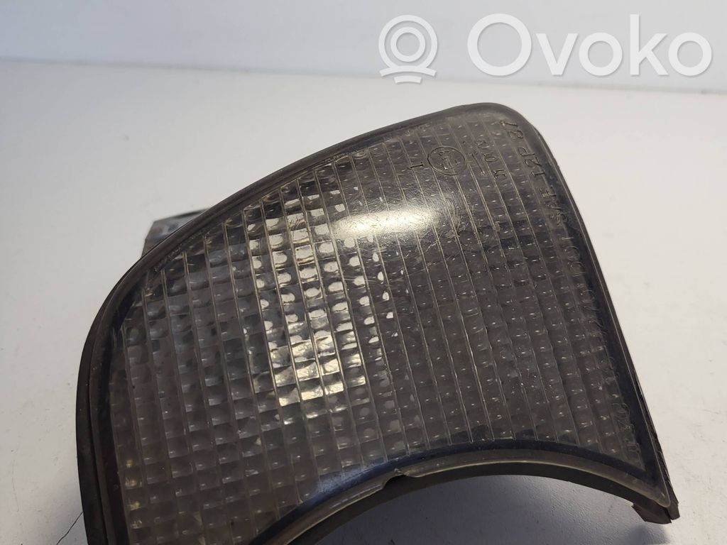 BMW 5 E34 Front indicator light 