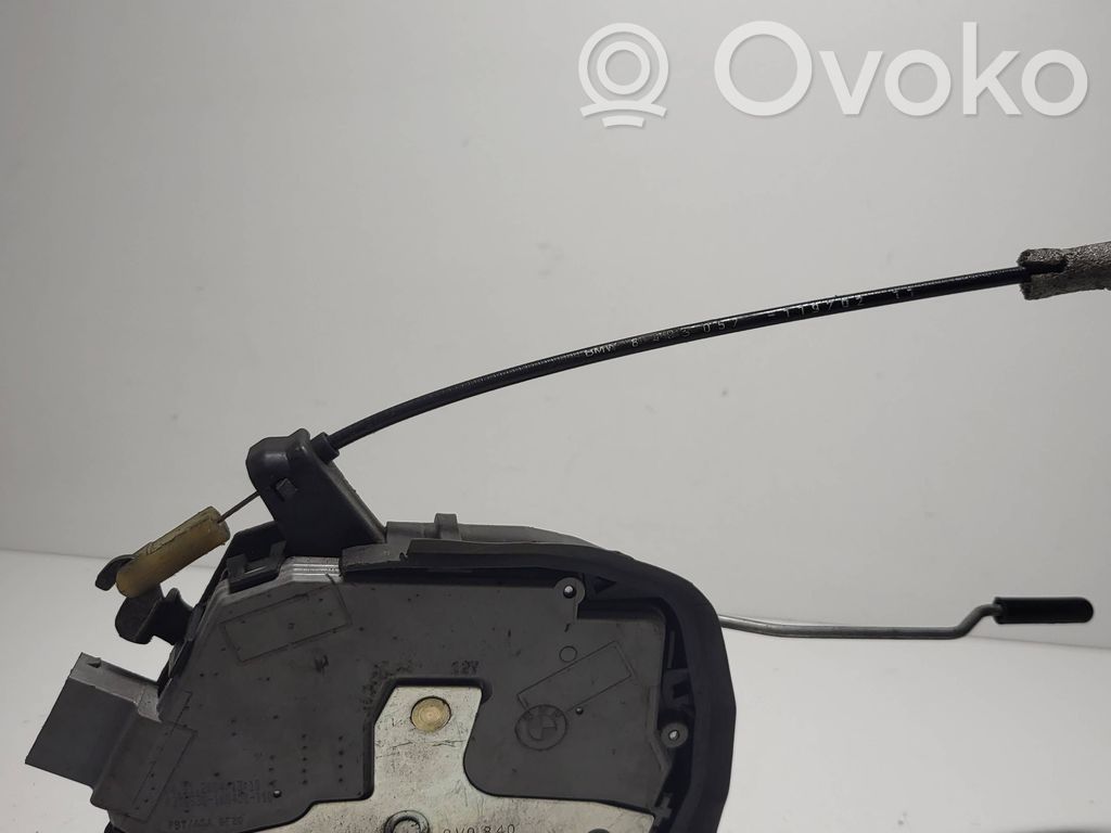 BMW X5 E53 Front door lock 