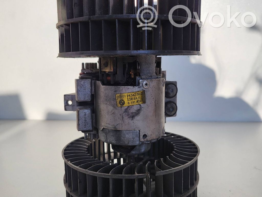 Mazā radiatora ventilators   8391809