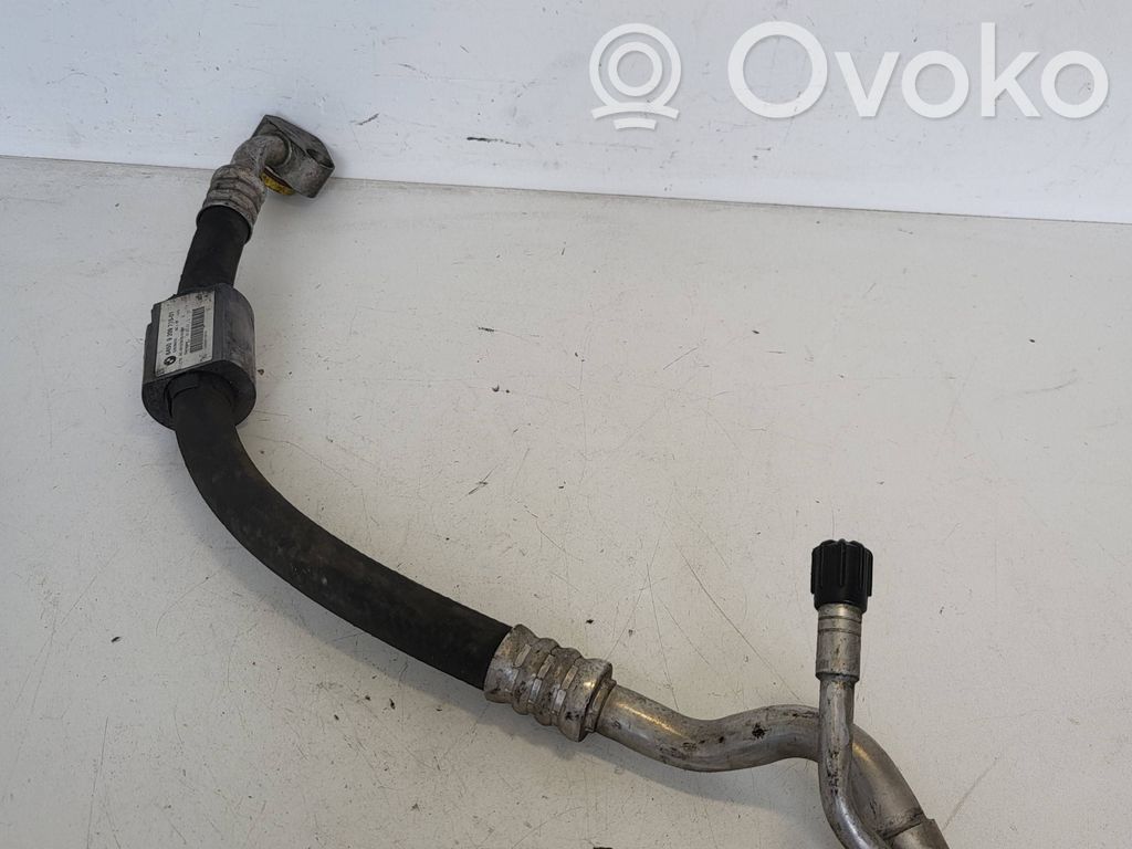 Air conditioning (A/C) pipe/hose   9209715