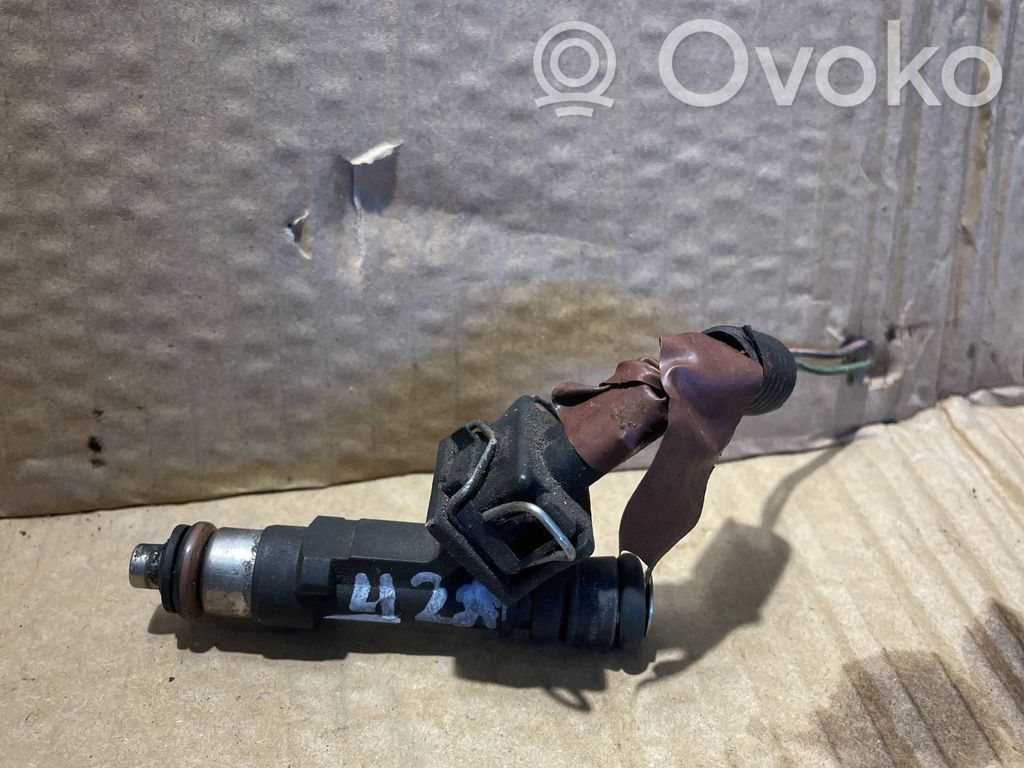 Inyector de combustible   0280158099