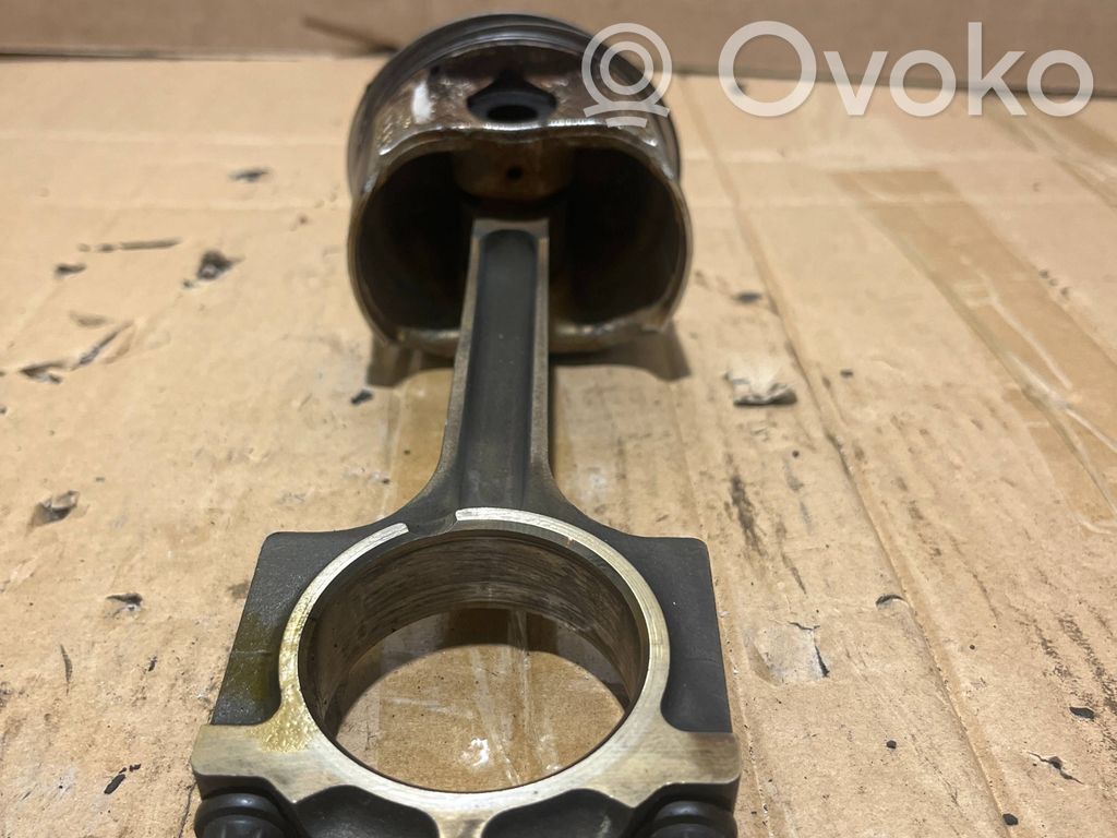 Volvo S40 Pistón con biela 