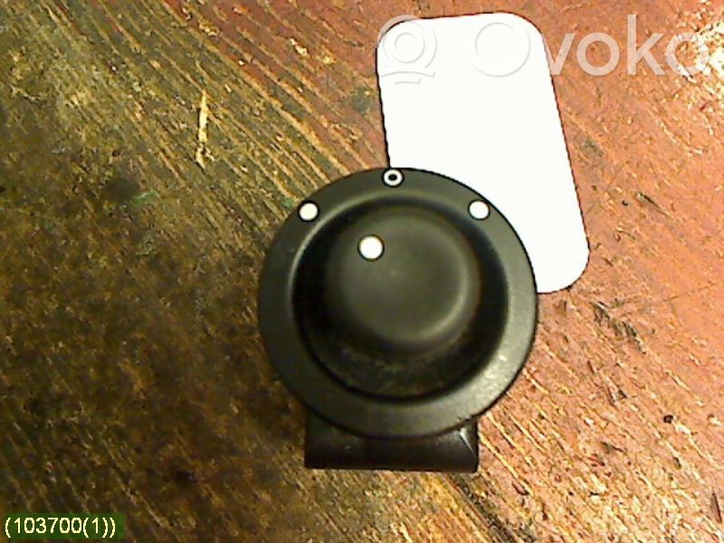 Nissan Kubistar Interruptor del espejo lateral 