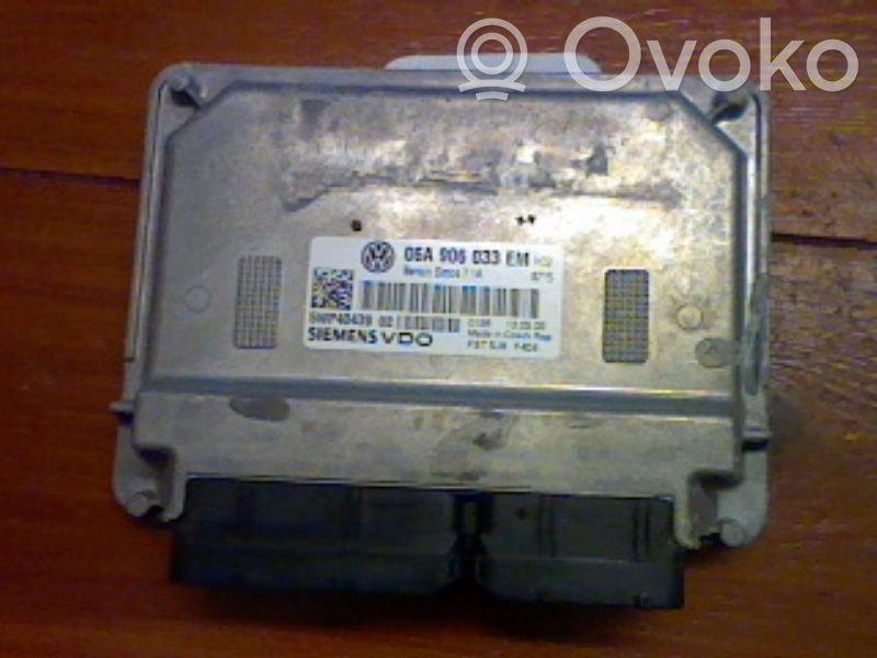 Volkswagen Golf V Unité de commande / module d'injection 
