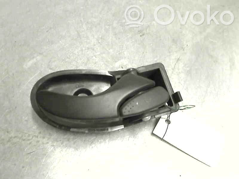 Front door interior handle   4077921,YC15V22600A