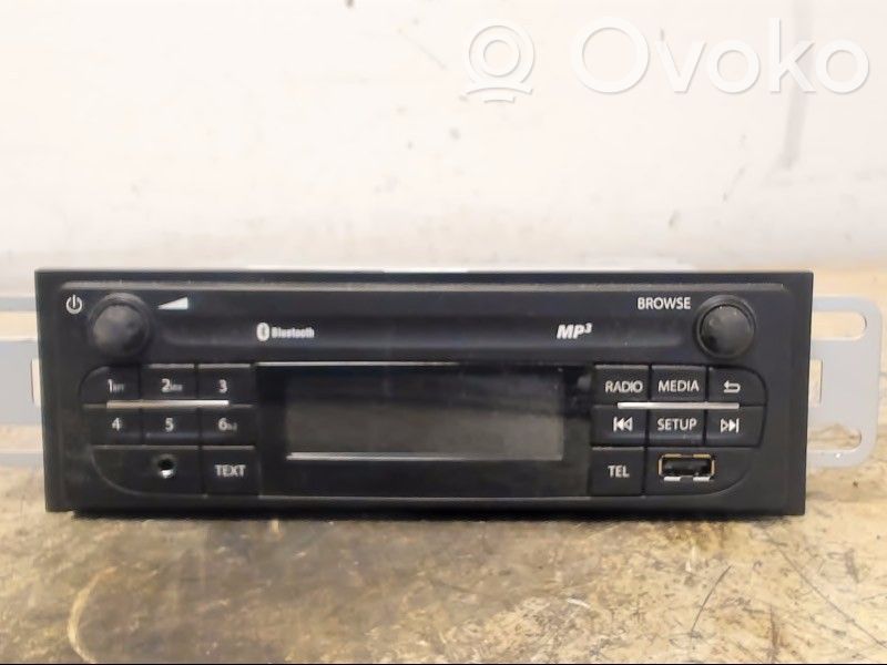 Panel / Radioodtwarzacz CD/DVD/GPS   2809100Q2D,281077R0131DIN,281157115R93459915