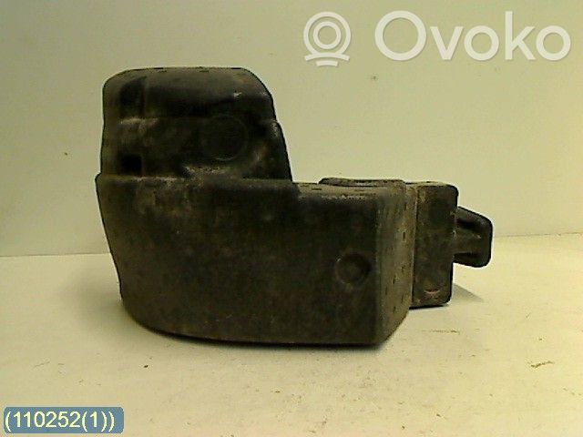 Saab 9-5 Galinis sustiprinimas bamperio 