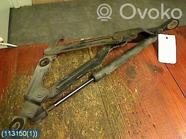 Tailgate/trunk/boot hinge