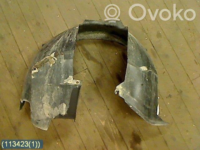 Volvo V70 Nadkole przednie 