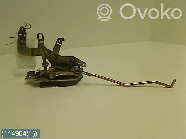 Serrure de porte avant