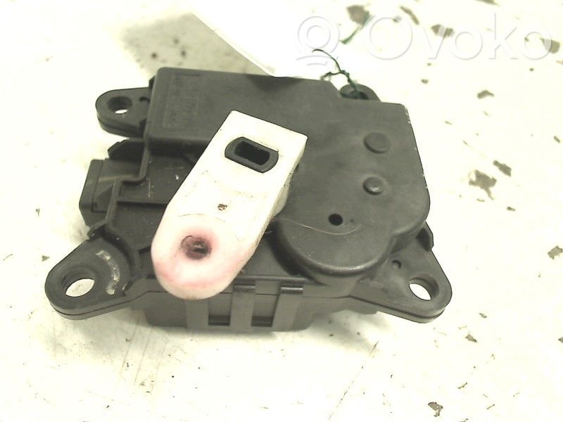 Nissan Juke I F15 Actuator/motor clapetă debit aer A/C 