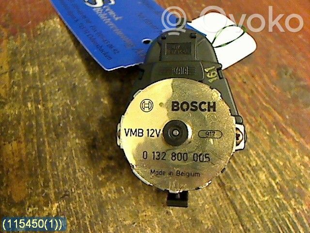 Ilmastointilaitteen läpän käyttölaite/moottori (A/C)   83500829,0132800005BOSCH