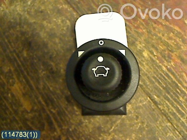 Interruptor del espejo lateral   93BG17B676BB,K808X