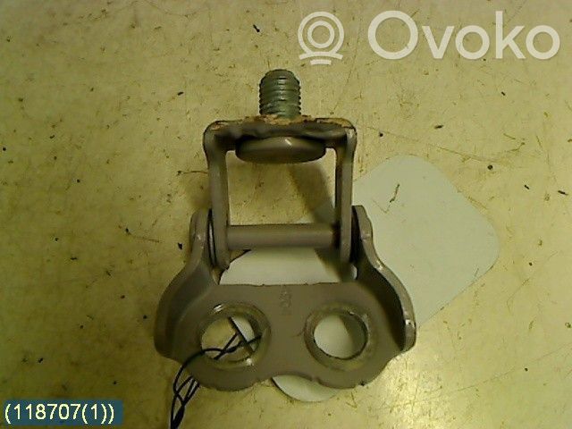 Toyota Yaris Tailgate/trunk/boot hinge 