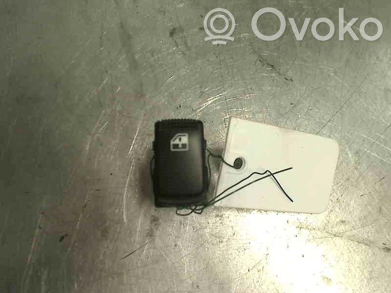 KIA Sorento Electric window control switch 