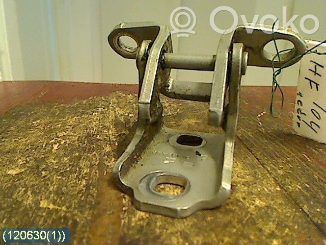 Front door lower hinge   PERGAMENTSILVERMET