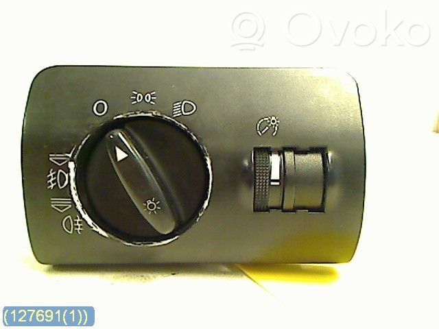 Lichtschalter   4B1941531B,04052402LK