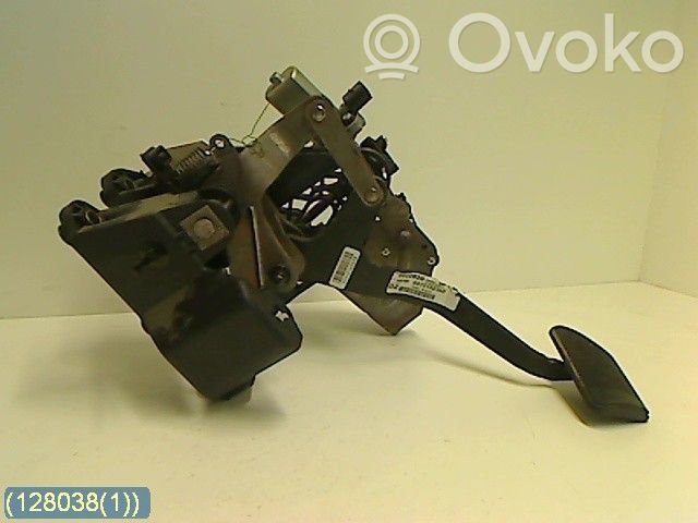 Pedały / Komplet   04721923AD,5800820