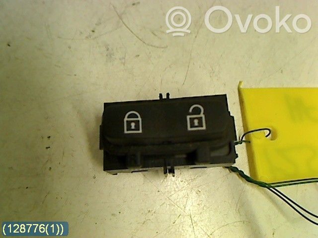 Botón interruptor de bloqueo de puertas   30710476,03451610LK