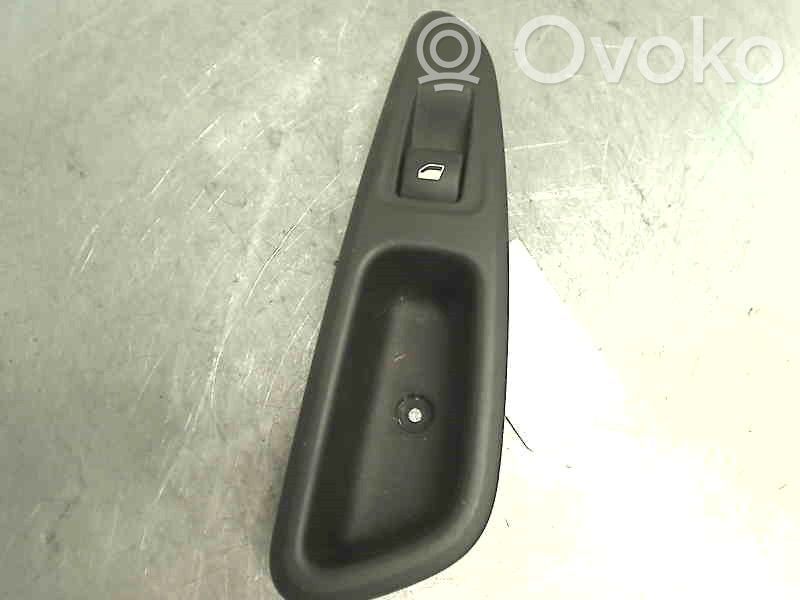 Peugeot 308 Electric window control switch 