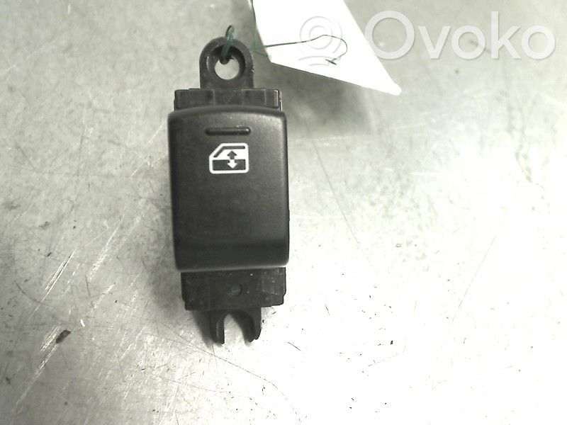 Subaru Outback Electric window control switch 