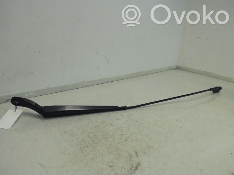 Citroen Berlingo Front wiper blade arm 