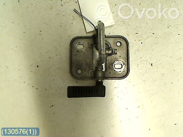 Système poignée, câble ouverture de capot   5G0823186A