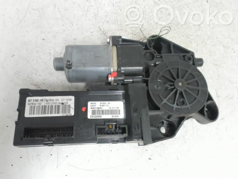 Renault Megane III Silnik regulatora szyby drzwi przednich 