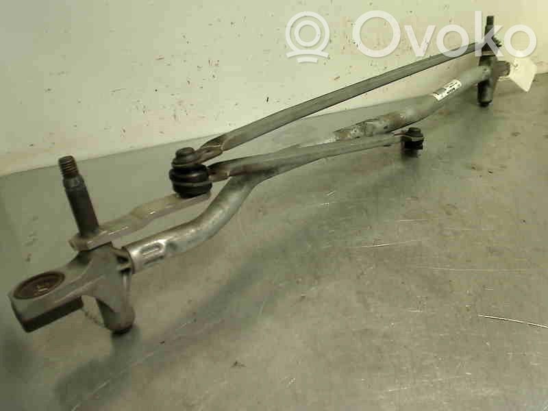Volvo V70 Front wiper linkage 