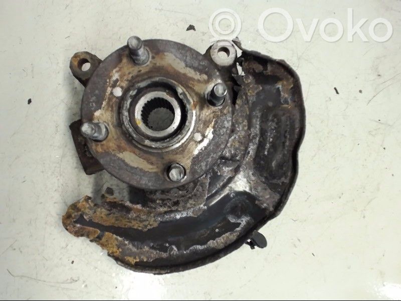 Toyota Yaris Achsschenkel vorne 