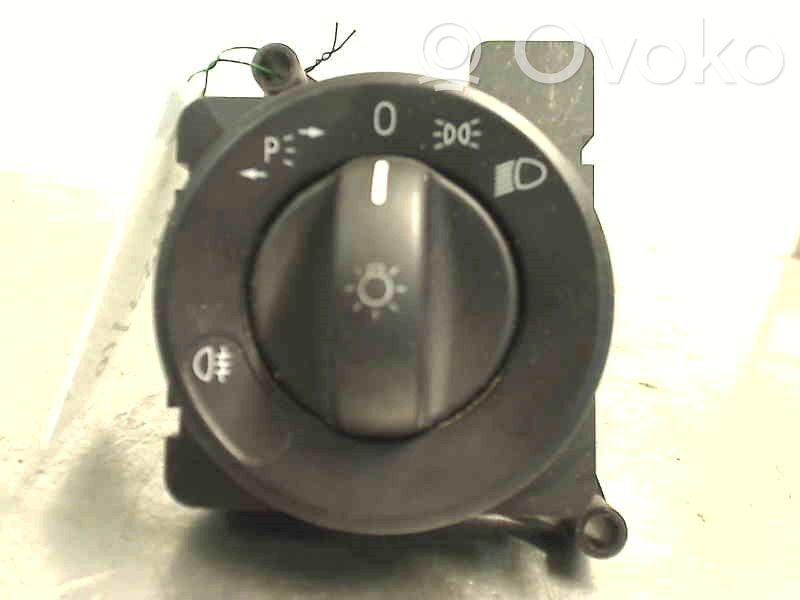 Volkswagen Crafter Light switch 