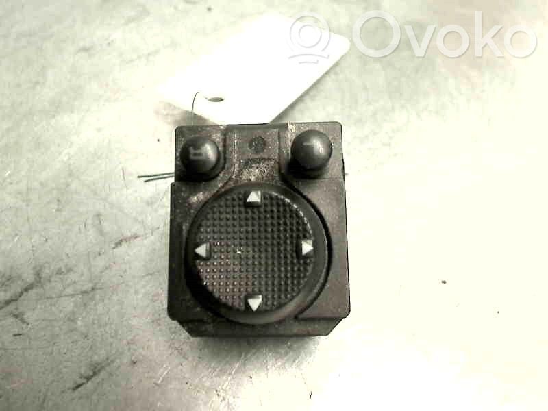 Przycisk regulacji lusterek bocznych   95VW14B003BAYYEJ,7269960,95VW14B003BAW