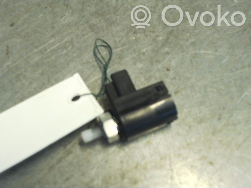 Toyota Avensis T270 Sensor del pedal de embrague 