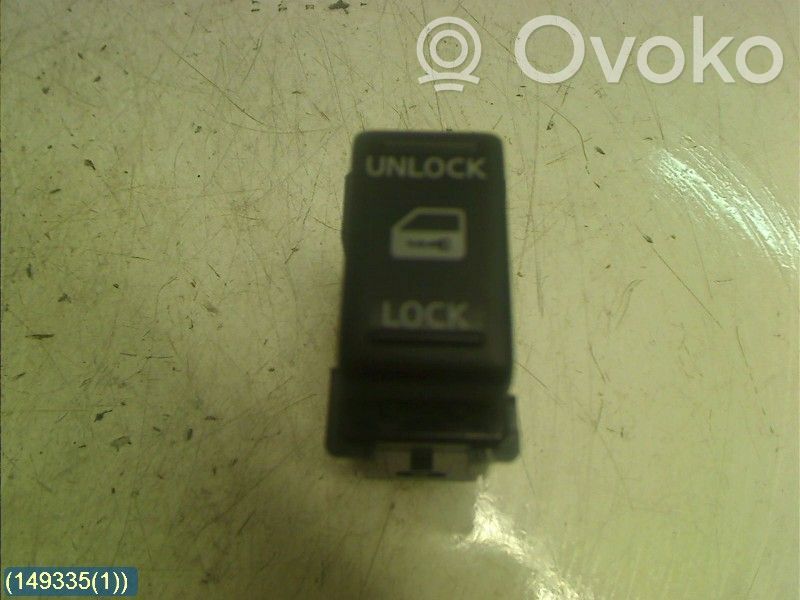 Nissan Navara D40 Botón interruptor de bloqueo de puertas 