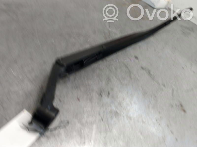 Toyota Auris E180 Wischerarm vorne 