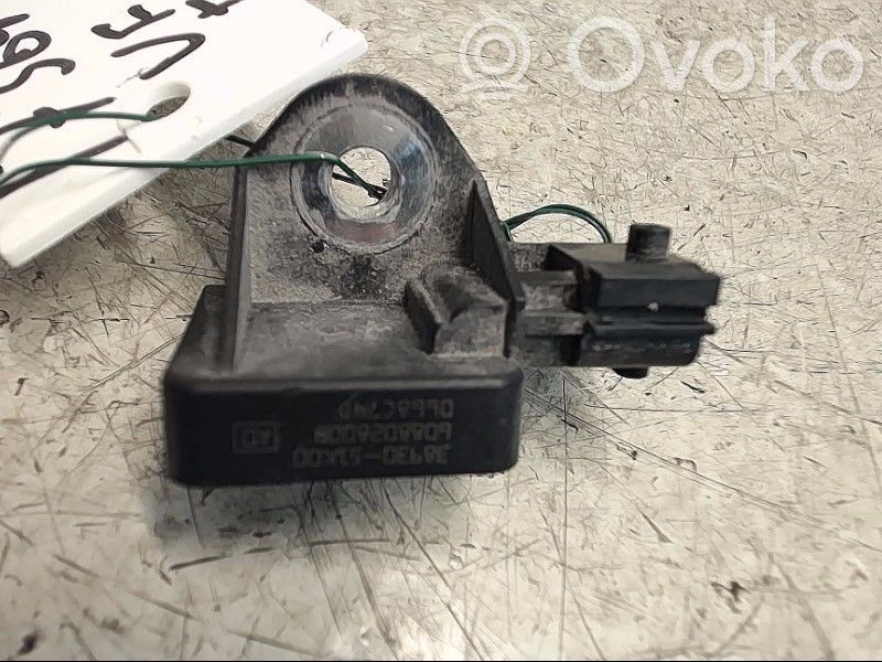 Sensor impacto/accidente para activar Airbag   3893051K00,3893051K00