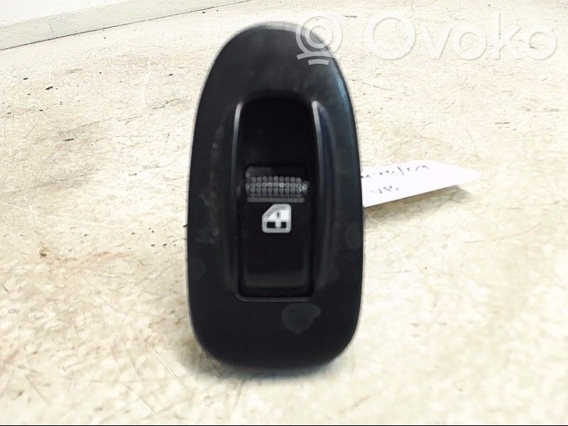 Electric window control switch   0K2N166360D