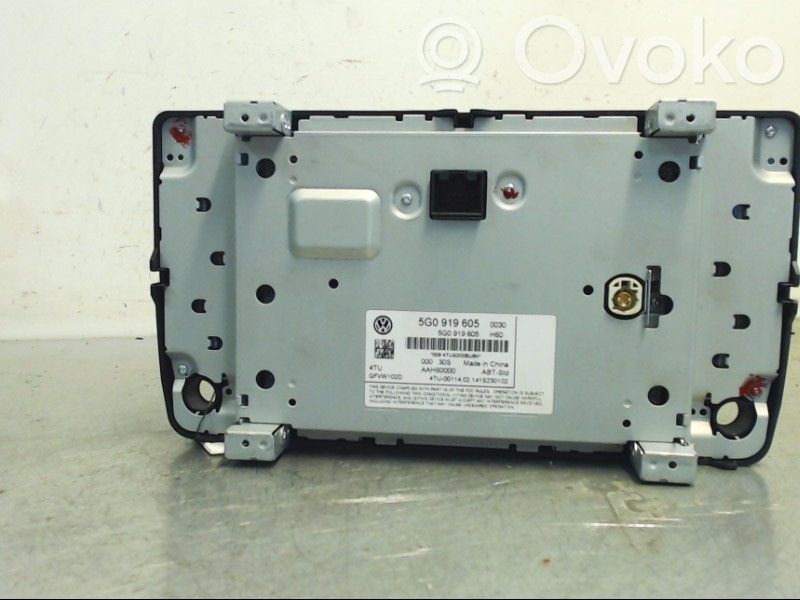 Volkswagen Golf VII Monitor / wyświetlacz / ekran 