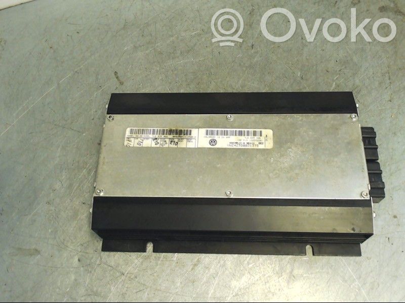 Volkswagen Touareg I Amplificatore 