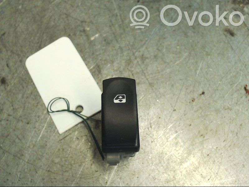 Electric window control switch   8200214936,214936