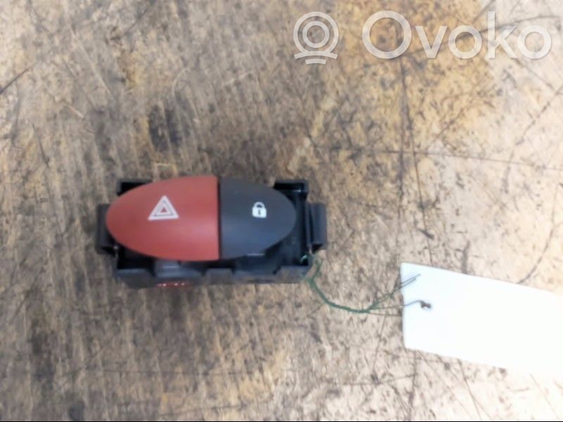 Opel Movano B Hazard light switch 