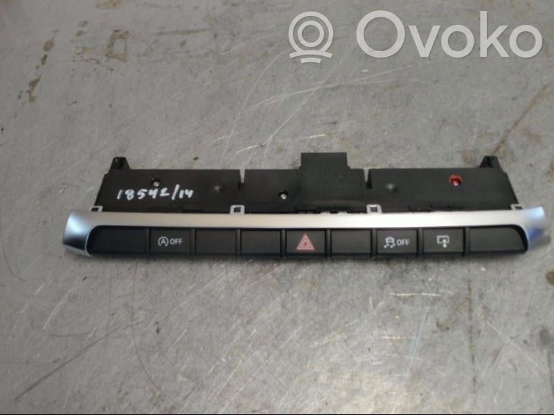 Hätävilkkujen kytkin   8V0925301CD,10026768,8V0925301CD
