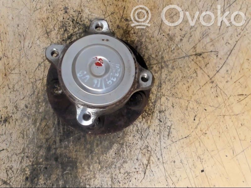 Opel Astra K Moyeu de roue arrière
