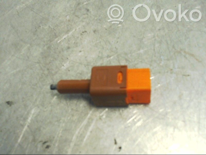 Nissan Qashqai+2 Interruptor sensor del pedal de freno 
