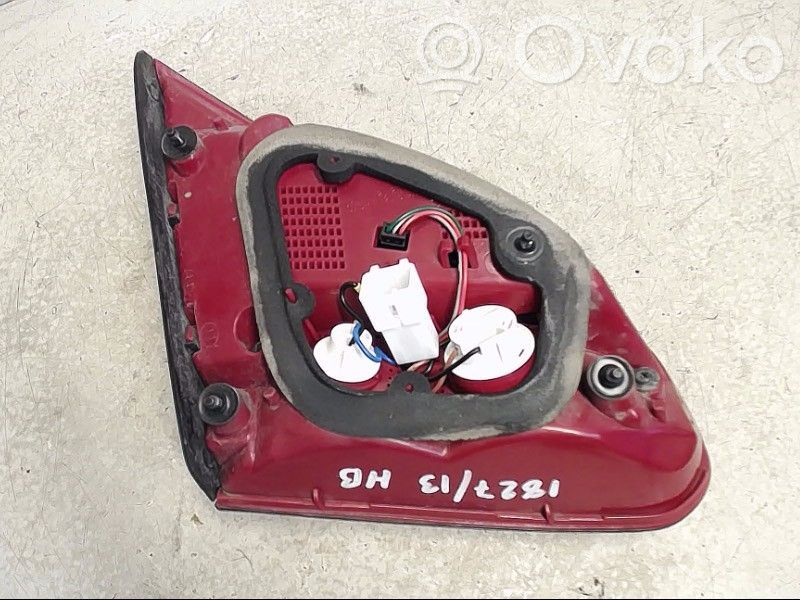 KIA Ceed Tailgate rear/tail lights 