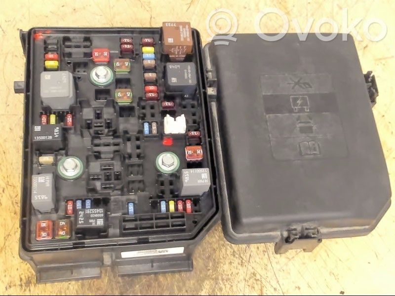 Opel Astra K Modul siguranțe 