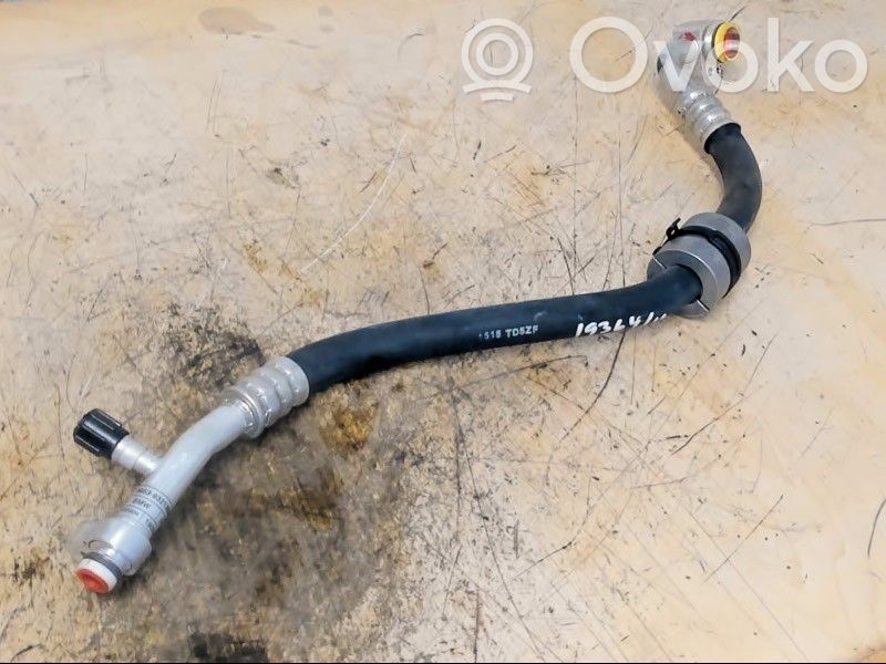 BMW 4 F32 F33 Ilmastointilaitteen putki (A/C) 