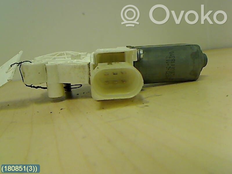 Silnik regulatora szyby drzwi przednich   51337271563,914547102BROSE